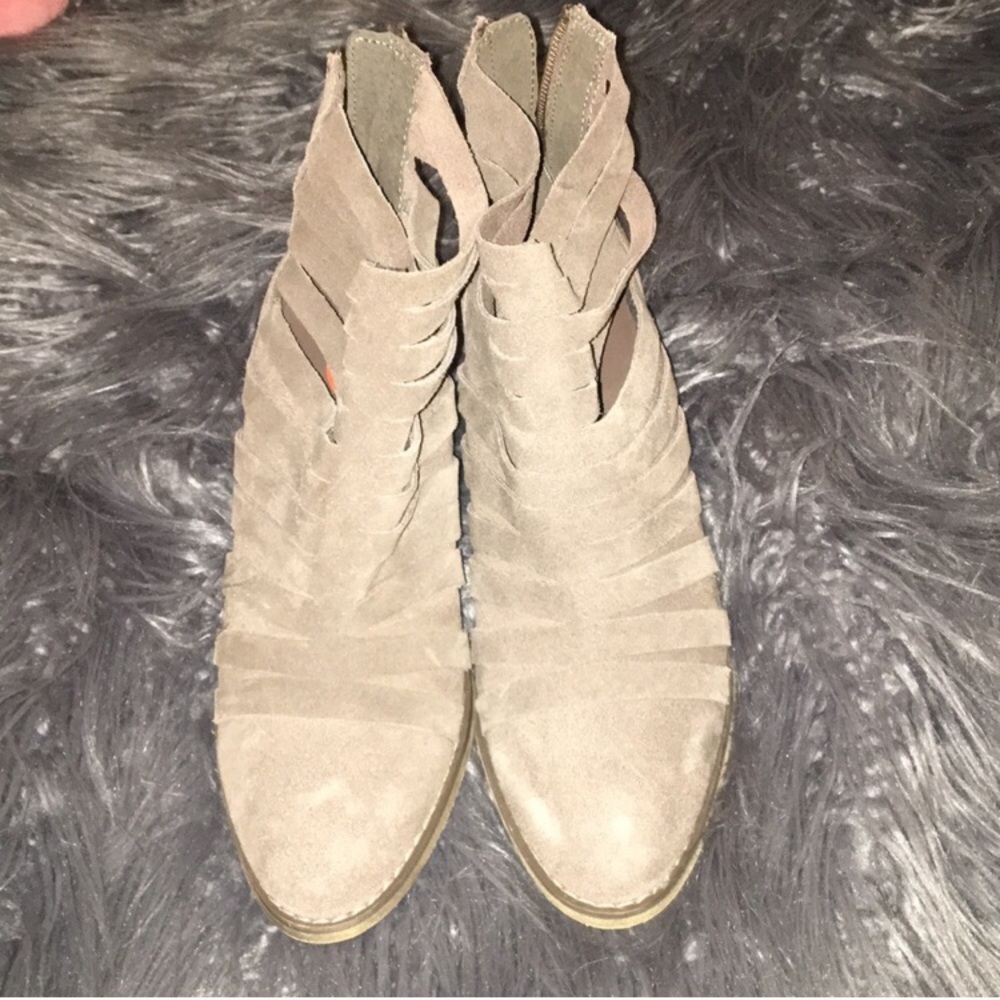 Carlos Santana booties